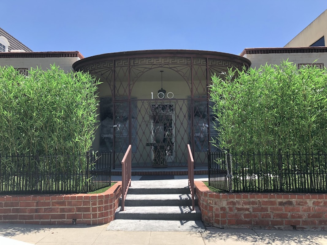 ai+ Studio & Gallery