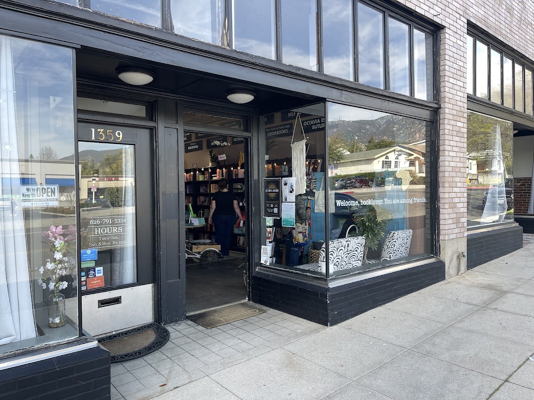 Octavia’s Bookshelf