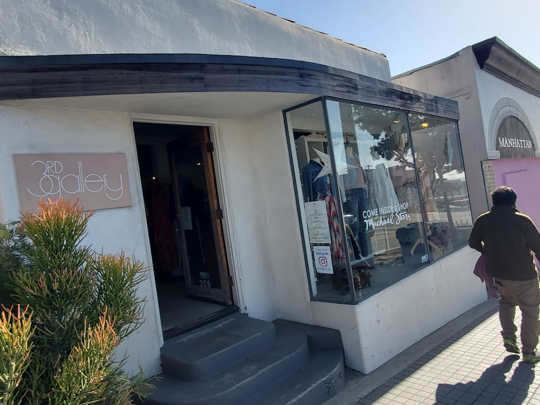 Third Gallery Manhattan Beach