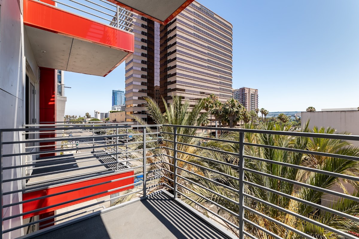 Hotel Mai Downtown Long Beach