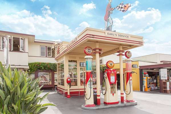 Ramada by Wyndham Culver City