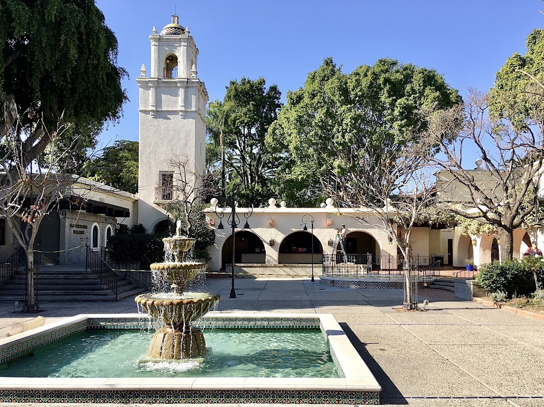 Los Angeles River Center and Gardens